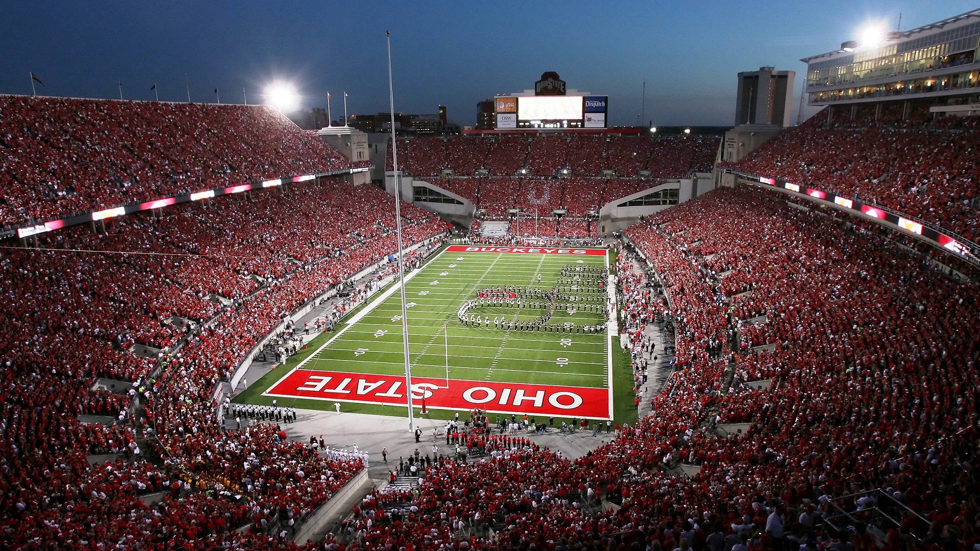 詹姆斯统领全局，黄蜂火力全开压制森林狼